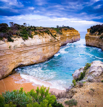 Small Group Reverse itinerary Great Ocean Road Day Tour Breakfast Included - Max 13 people